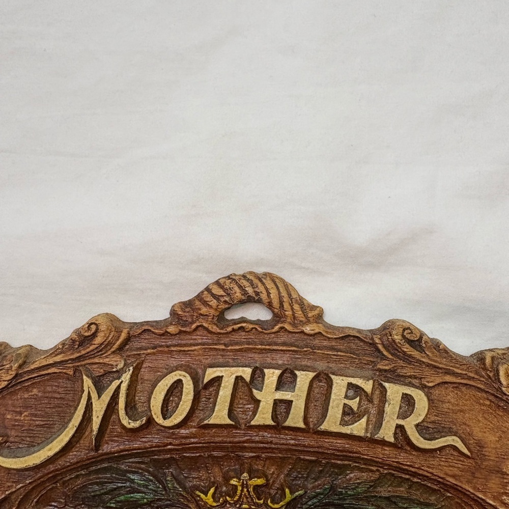 Vintage 70’s Mother Chalkware Wall Plaque Art Hanging - Picture 4 of 7